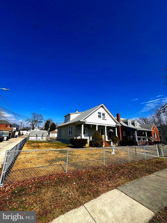 500 WASHBURN AVE, Baltimore, MD 21225