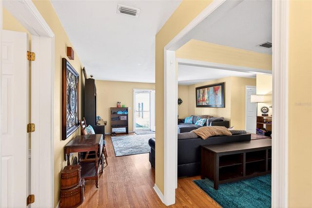 5940 NE 57TH LOOP, Silver Springs, FL 34488