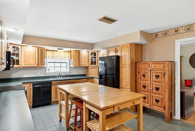 5940 NE 57TH LOOP, Silver Springs, FL 34488