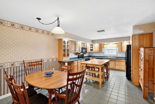 5940 NE 57TH LOOP, Silver Springs, FL 34488