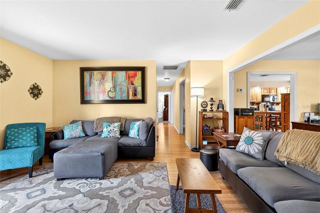 5940 NE 57TH LOOP, Silver Springs, FL 34488