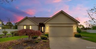 706 Donnalee Drive, Monroe, MI 48162