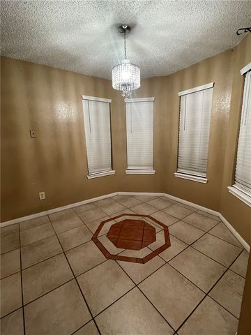 2510 Crestlea Dr, Corpus Christi, TX 78415