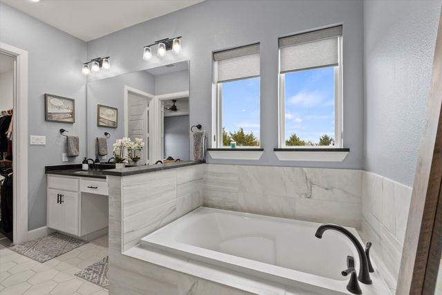 1056 Olympic Drive, Rockwall, TX 75087