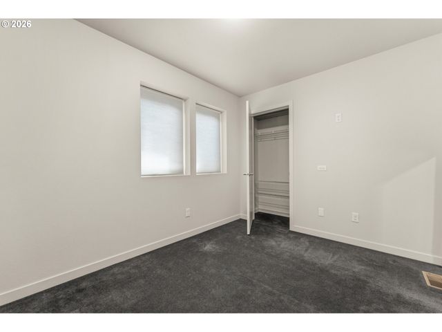 14794 Sw WATERSHED Ln, Beaverton, OR 97007