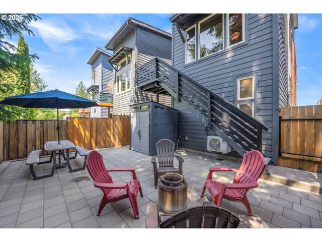 14794 Sw WATERSHED Ln, Beaverton, OR 97007