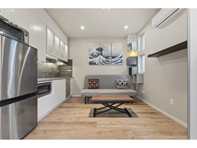 14794 Sw WATERSHED Ln, Beaverton, OR 97007