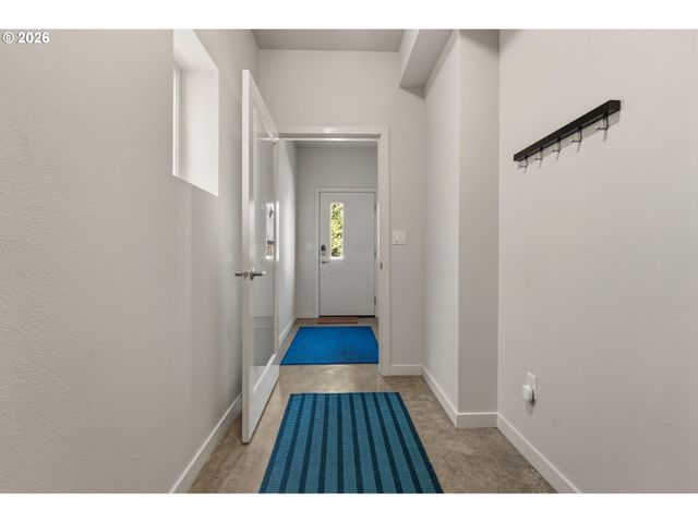 14794 Sw WATERSHED Ln, Beaverton, OR 97007