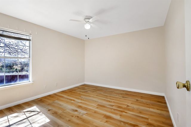 2501 W Zia Road 1-202, Santa Fe, NM 87505