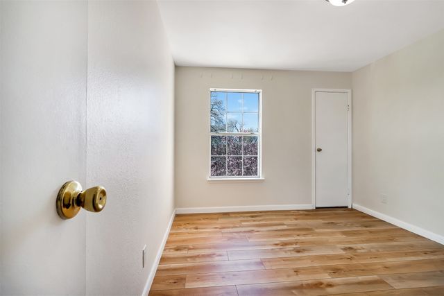 2501 W Zia Road 1-202, Santa Fe, NM 87505