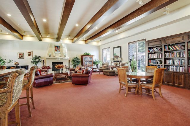 2501 W Zia Road 1-202, Santa Fe, NM 87505