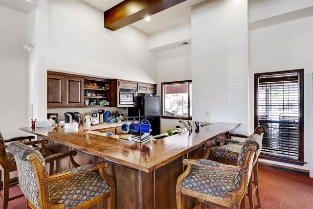 2501 W Zia Road 1-202, Santa Fe, NM 87505