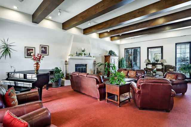 2501 W Zia Road 1-202, Santa Fe, NM 87505