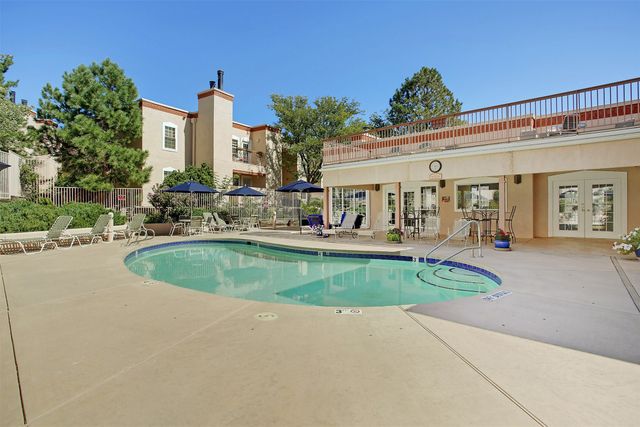 2501 W Zia Road 1-202, Santa Fe, NM 87505