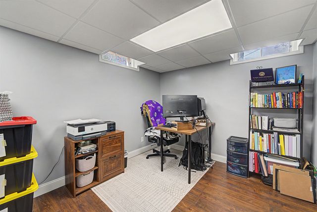 2814 Linda Ln, Salina, KS 67401