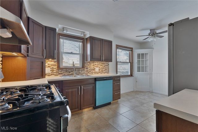 1122 Inverness Avenue, Youngstown, OH 44502