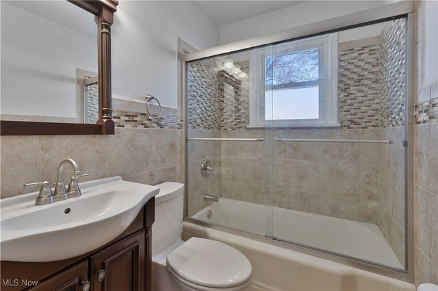 1122 Inverness Avenue, Youngstown, OH 44502