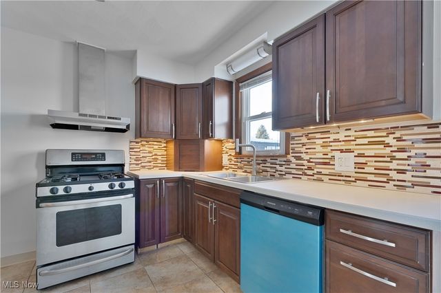 1122 Inverness Avenue, Youngstown, OH 44502