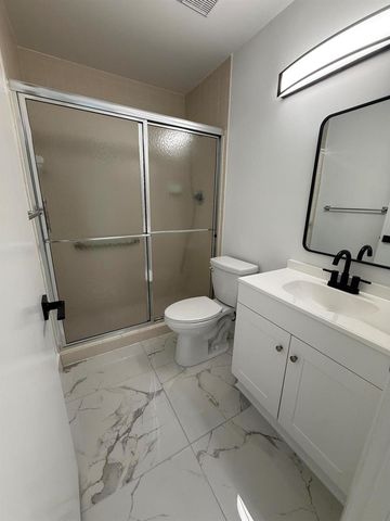 817 Sky Pine Way H, Greenacres, FL 33415