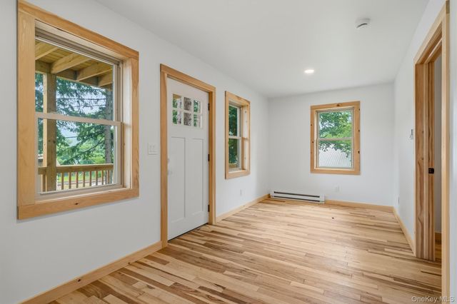 71 Oak Street, Narrowsburg, NY 12764
