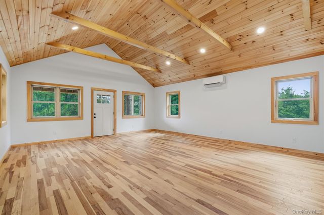71 Oak Street, Narrowsburg, NY 12764