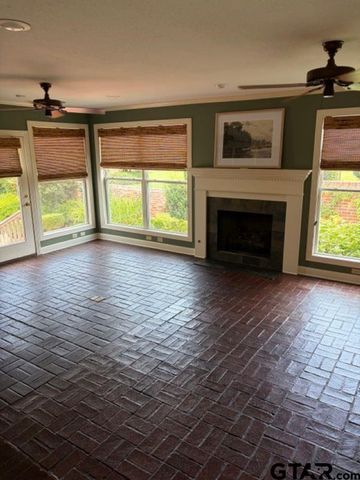 114 E Second, Tyler, TX 75701