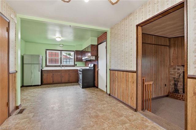 1210 Pansy ST, Hampton, VA 23663