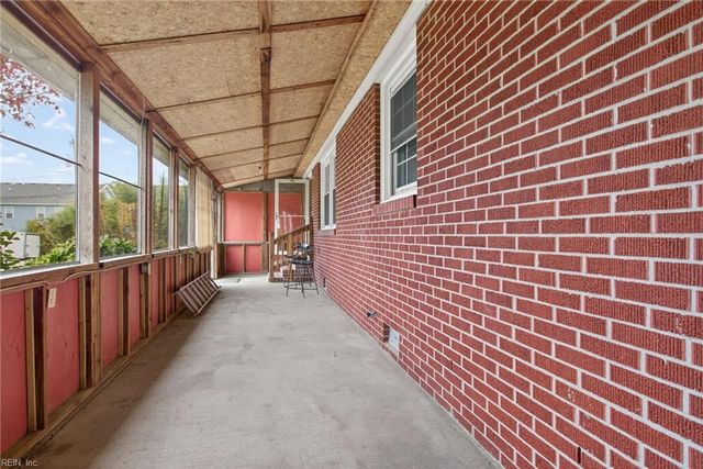 1210 Pansy ST, Hampton, VA 23663