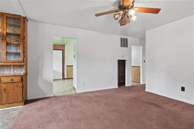 1210 Pansy ST, Hampton, VA 23663