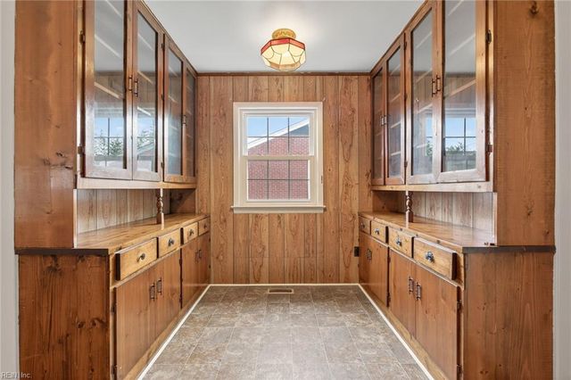 1210 Pansy ST, Hampton, VA 23663