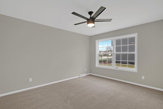 88 King Oak COURT, Random Lake, WI 53075
