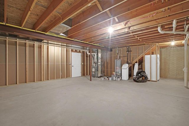 88 King Oak COURT, Random Lake, WI 53075