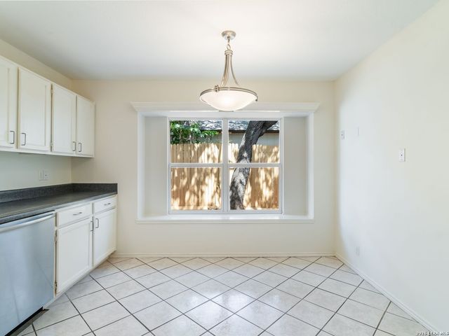 5934 Woodridge Cove, San Antonio, TX 78249