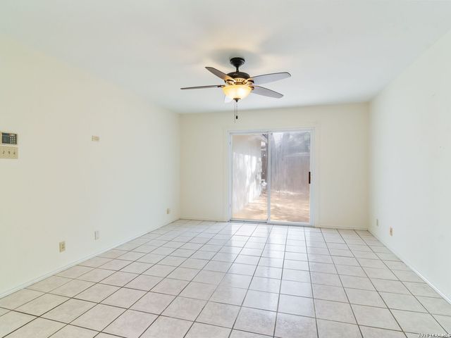 5934 Woodridge Cove, San Antonio, TX 78249