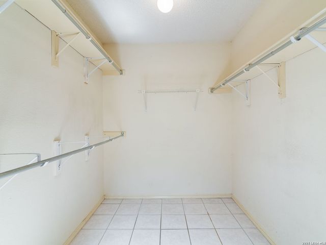 5934 Woodridge Cove, San Antonio, TX 78249