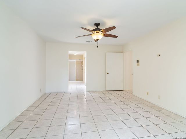 5934 Woodridge Cove, San Antonio, TX 78249