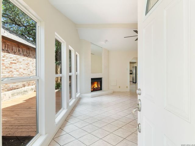 5934 Woodridge Cove, San Antonio, TX 78249