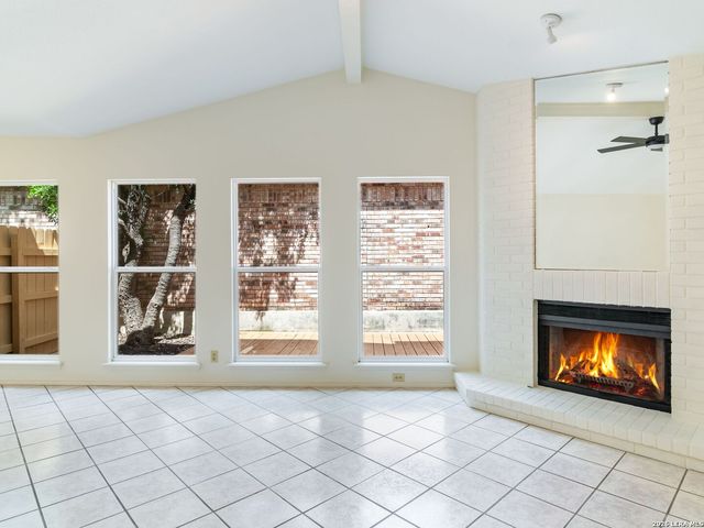 5934 Woodridge Cove, San Antonio, TX 78249