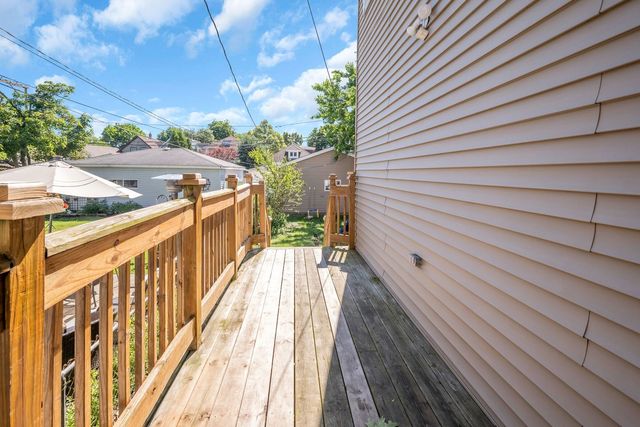 524 Highland Avenue, Oak Park, IL 60304
