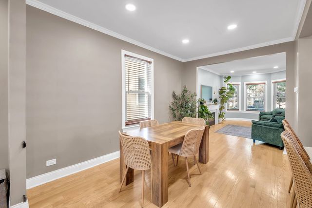 524 Highland Avenue, Oak Park, IL 60304