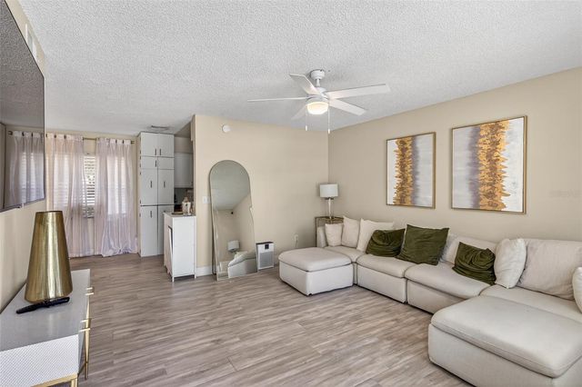 6327 OREN COURT, Apopka, FL 32712