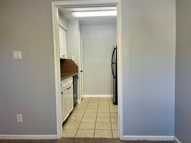 19 Hideaway Drive, Friendswood, TX 77546