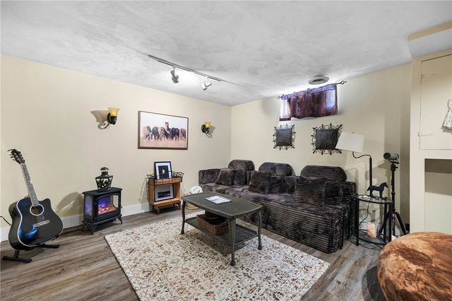 35 Summit Knolls Drive, Webster, NY 14580