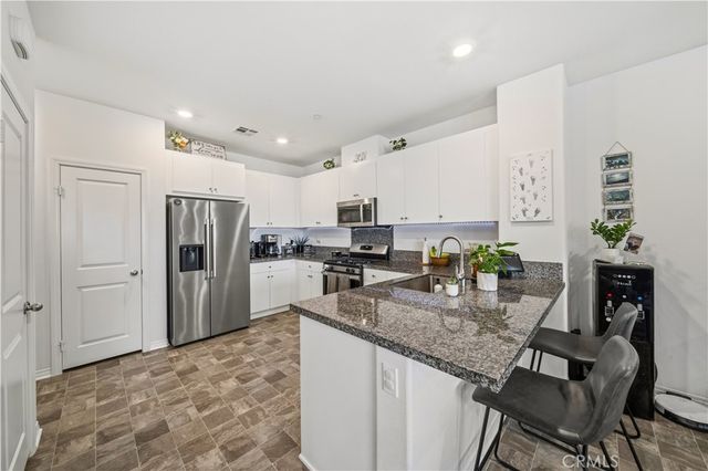 16000 Lasselle 5, Moreno Valley, CA 92551