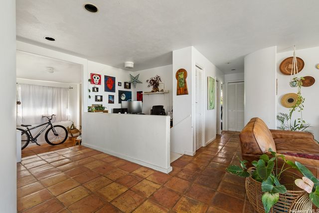 1255 Koko Head Avenue, Honolulu, HI 96816