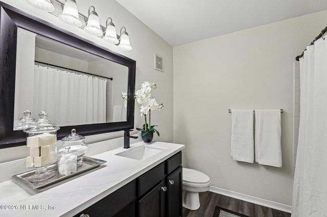 7800 POINT MEADOWS Drive 531, Jacksonville, FL 32256