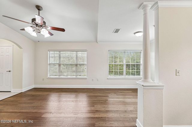 7800 POINT MEADOWS Drive 531, Jacksonville, FL 32256