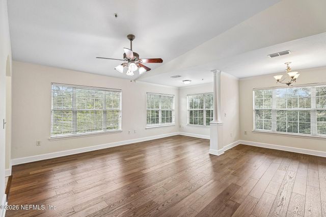 7800 POINT MEADOWS Drive 531, Jacksonville, FL 32256