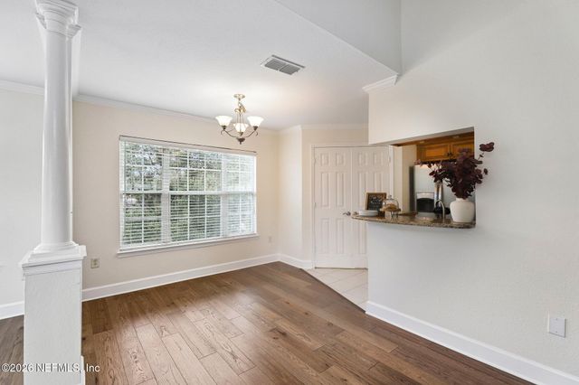 7800 POINT MEADOWS Drive 531, Jacksonville, FL 32256
