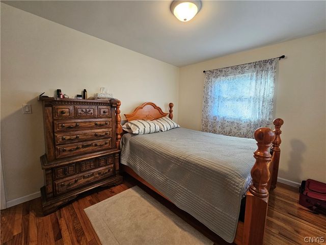 1305 Fairwood Drive, Utica, NY 13502